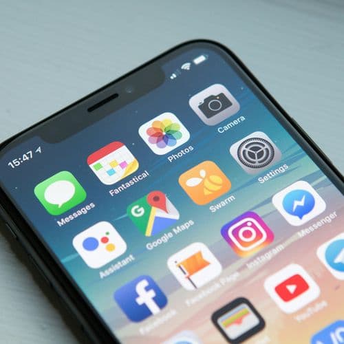 Claude 在 App Store 超越 ChatGPT:AI 競爭格局的重大轉變